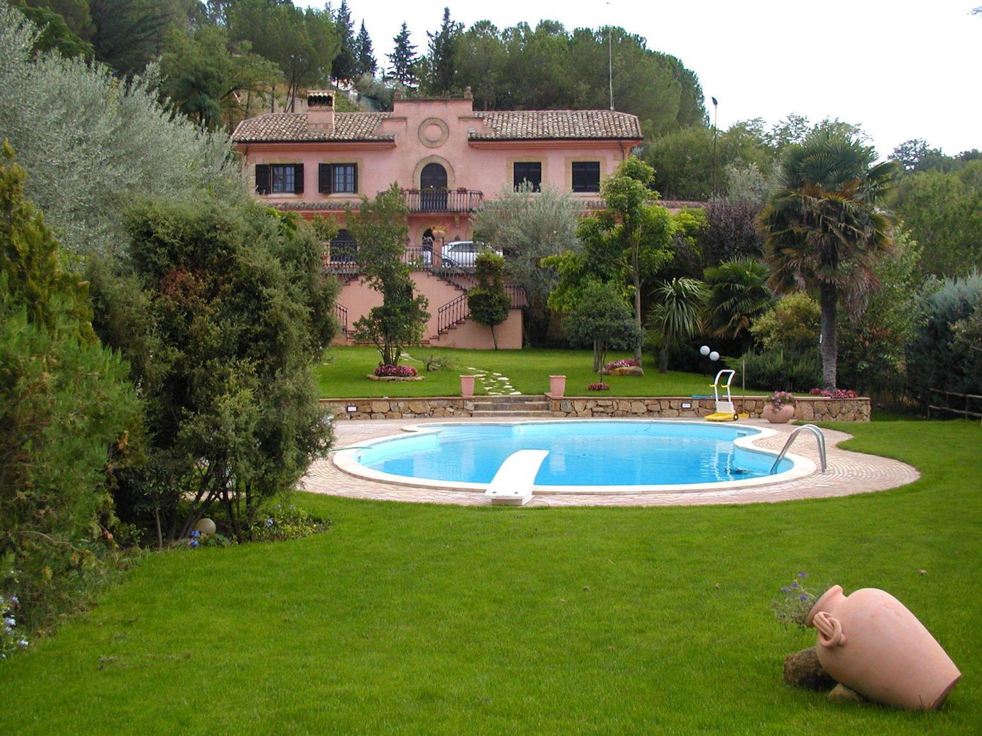 פיאצה ארמרינה Villa Clementine מראה חיצוני תמונה
