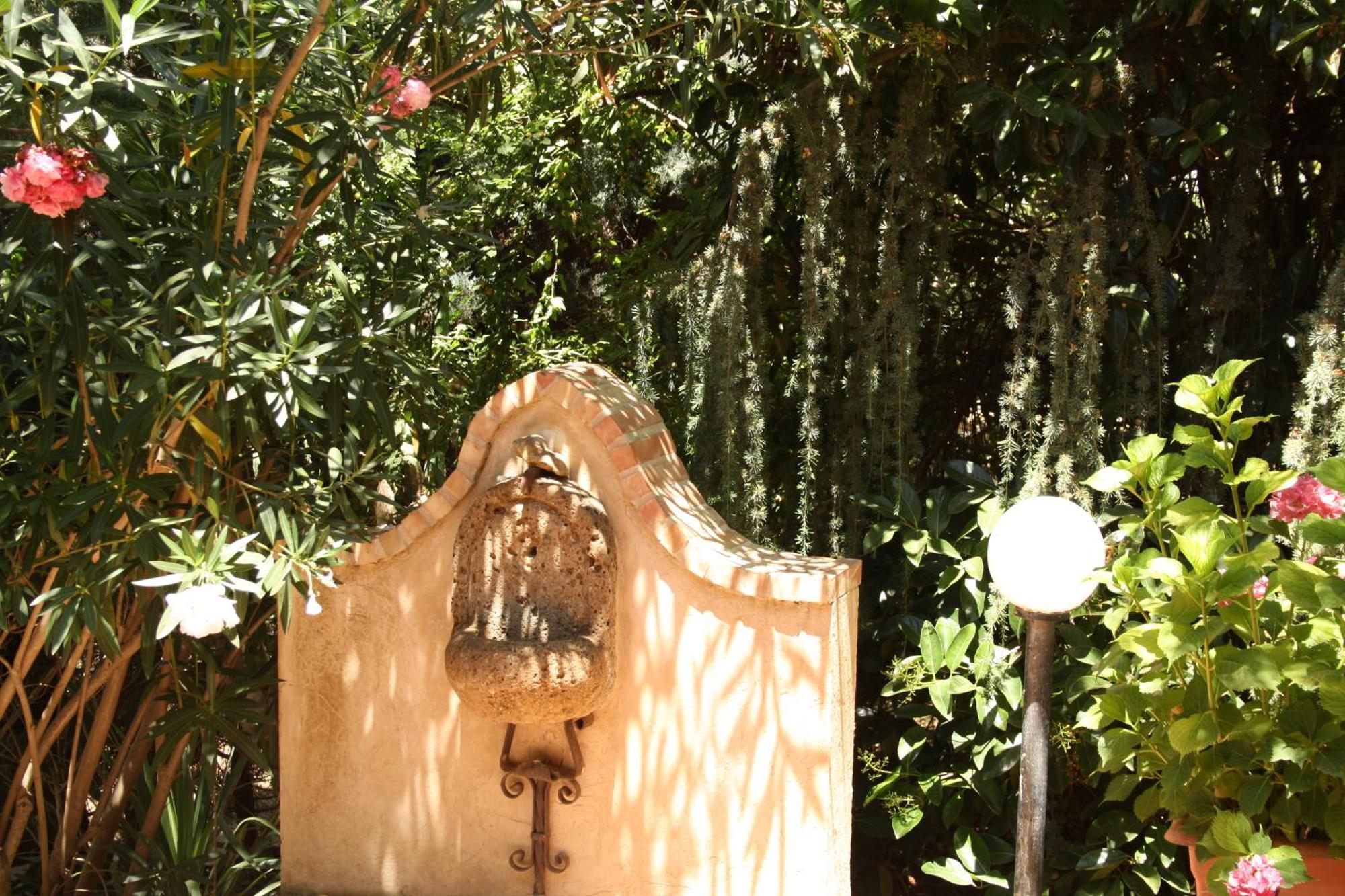 פיאצה ארמרינה Villa Clementine מראה חיצוני תמונה